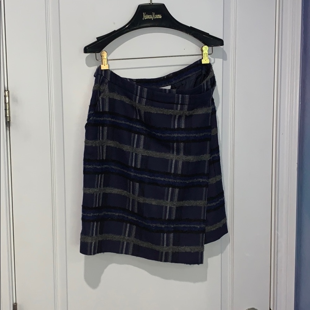 AKRIS PUNTO 80% WOOL SKIRT SIZE US 10